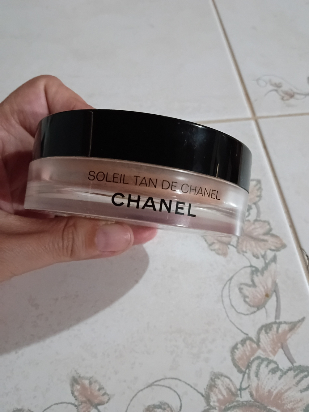 Chanel Bronzer - Picture 2 of 4